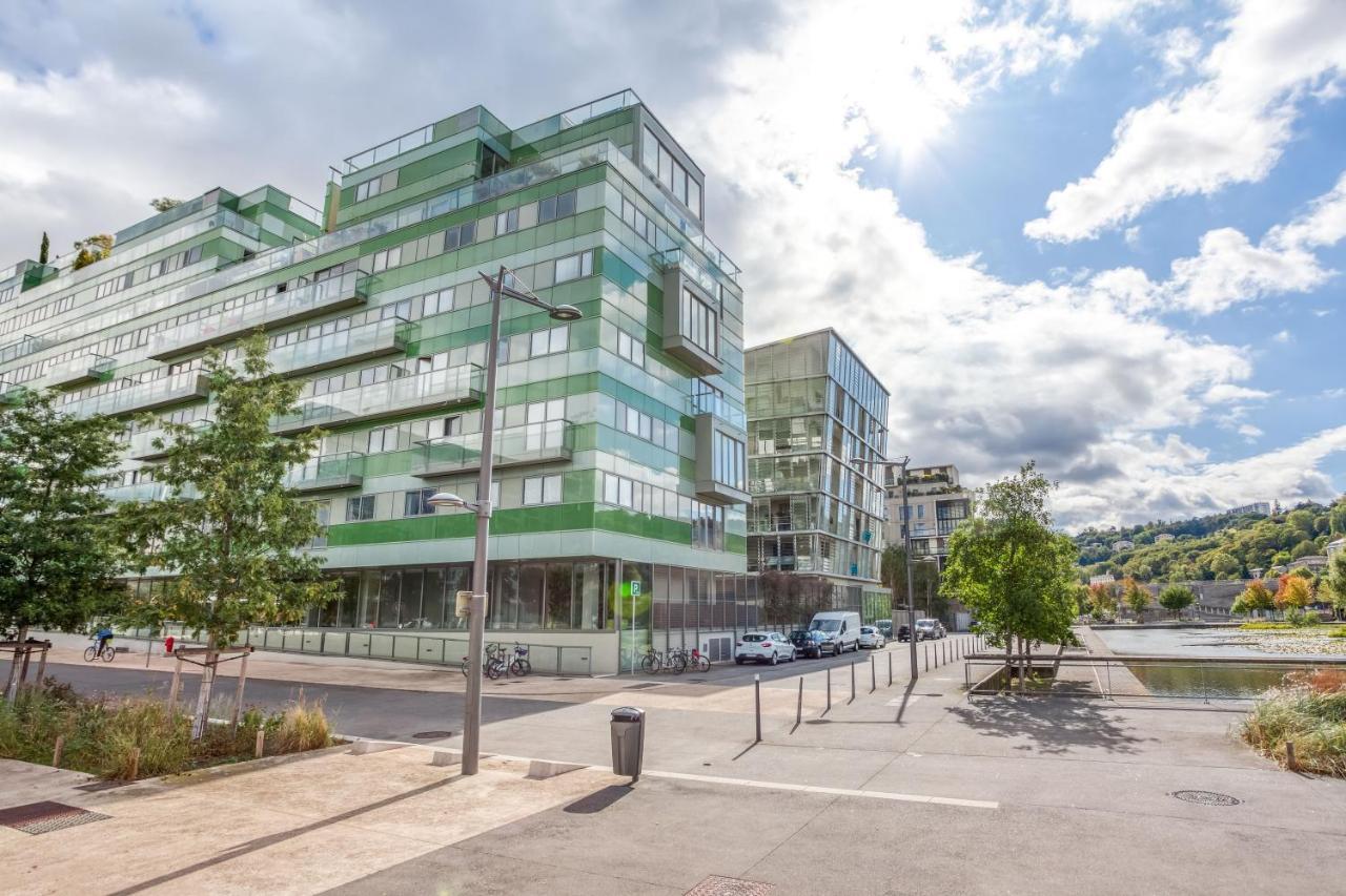 Lyon Confluence - Duplex Au Calme Avec Parking Prive En Option Appartement Buitenkant foto